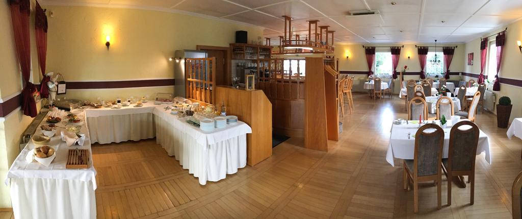 Kastanienhof Hotel Garni Цинновіц Екстер'єр фото